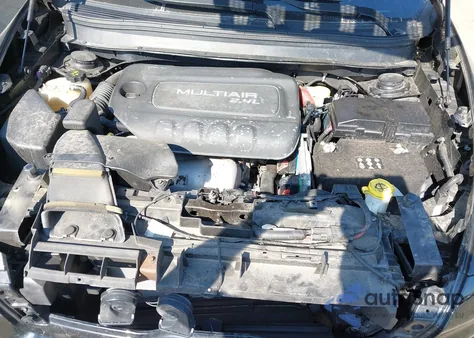 2017 Jeep Cherokee Latitude 4X4 z USA, uszkodzony, nr VIN 1C4PJMCB0HW634904